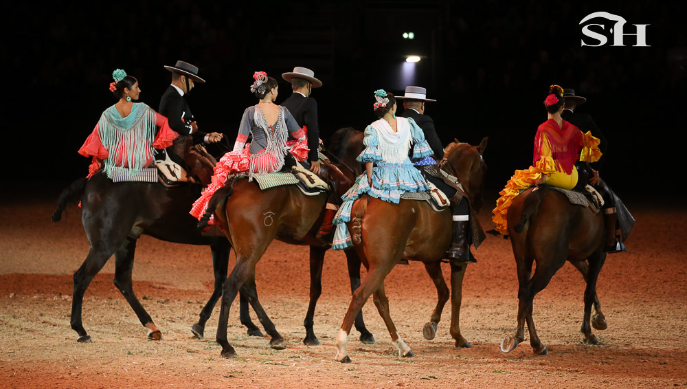 Le spectacle Feria accompagné des Gipsies Heritage