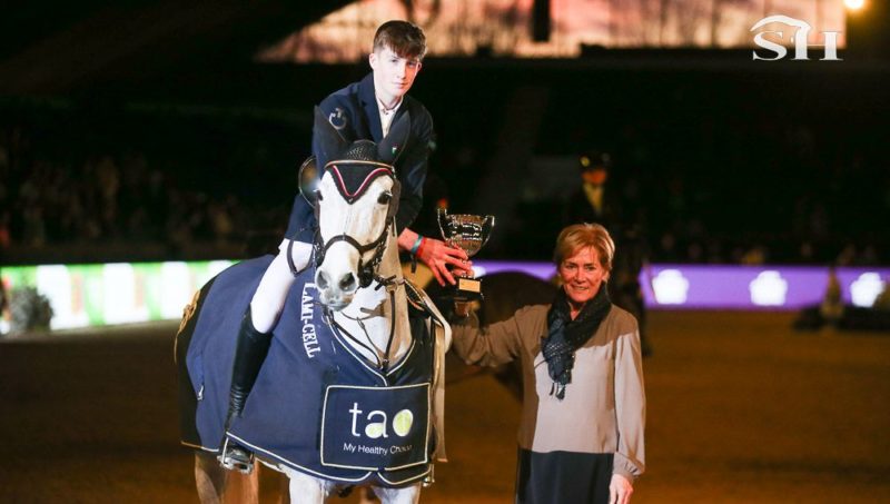 Kian Dore en tête du Jumping Ponies Trophy avant la finale