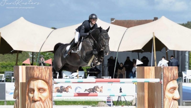 Dowan vd Vosberg Z quitte Sacha Beghuin