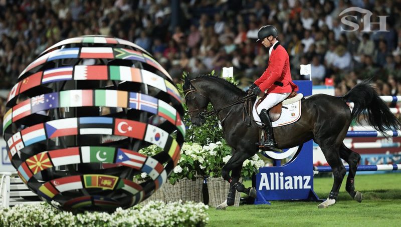 Quel Homme de Hus tire sa révérence.