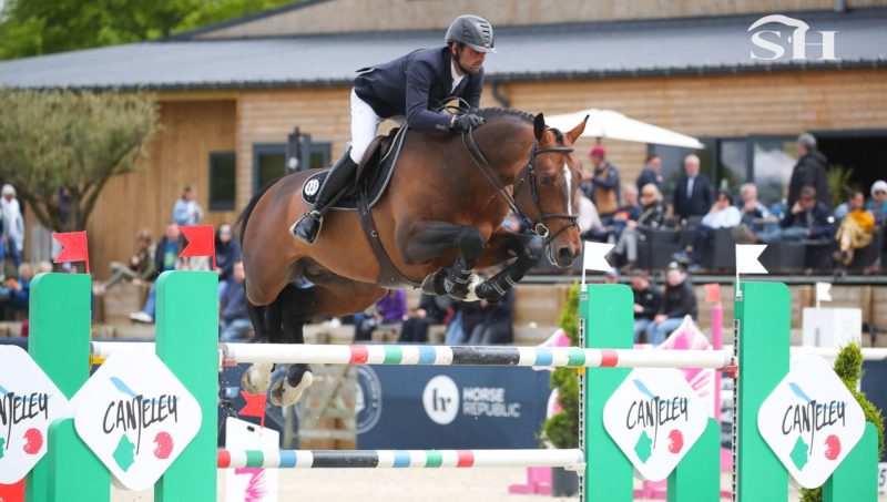 Firefox Gem rejoint Anna Kellnerová.