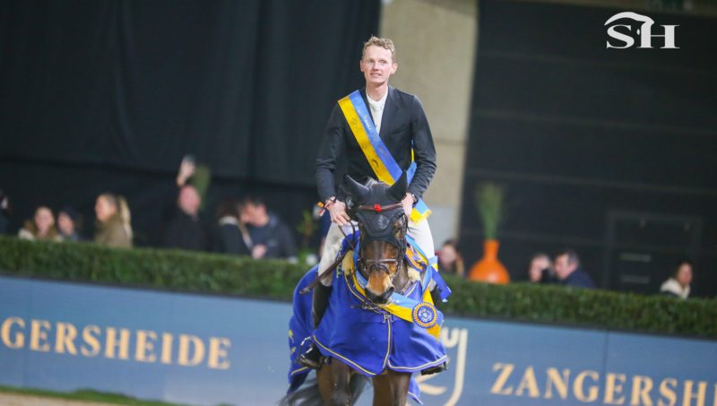 Frank Schuttert devant ses ainés au Zangersheide International.