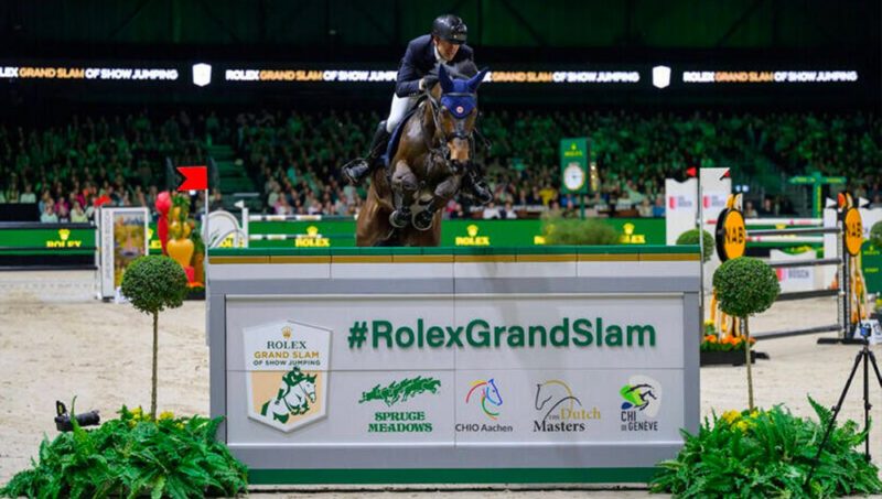 Retour en force de Cayman Jolly Jumper et Simon Delestre dans le GP des Dutch Masters.