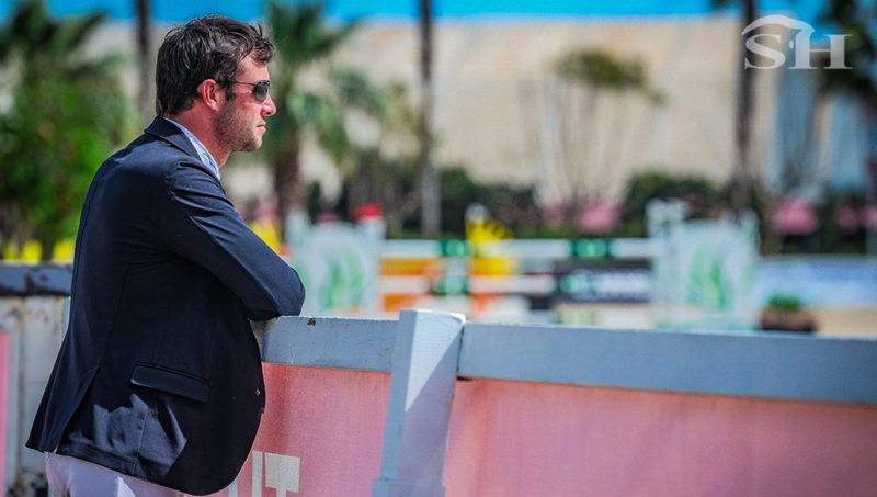 Constant Van Paesschen contraint au repos après un accident.