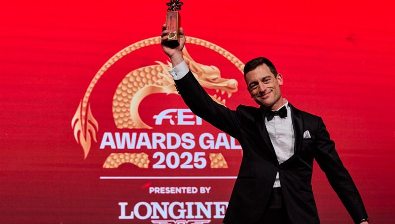 Justin Verboomen sur le toit de la planète cheval