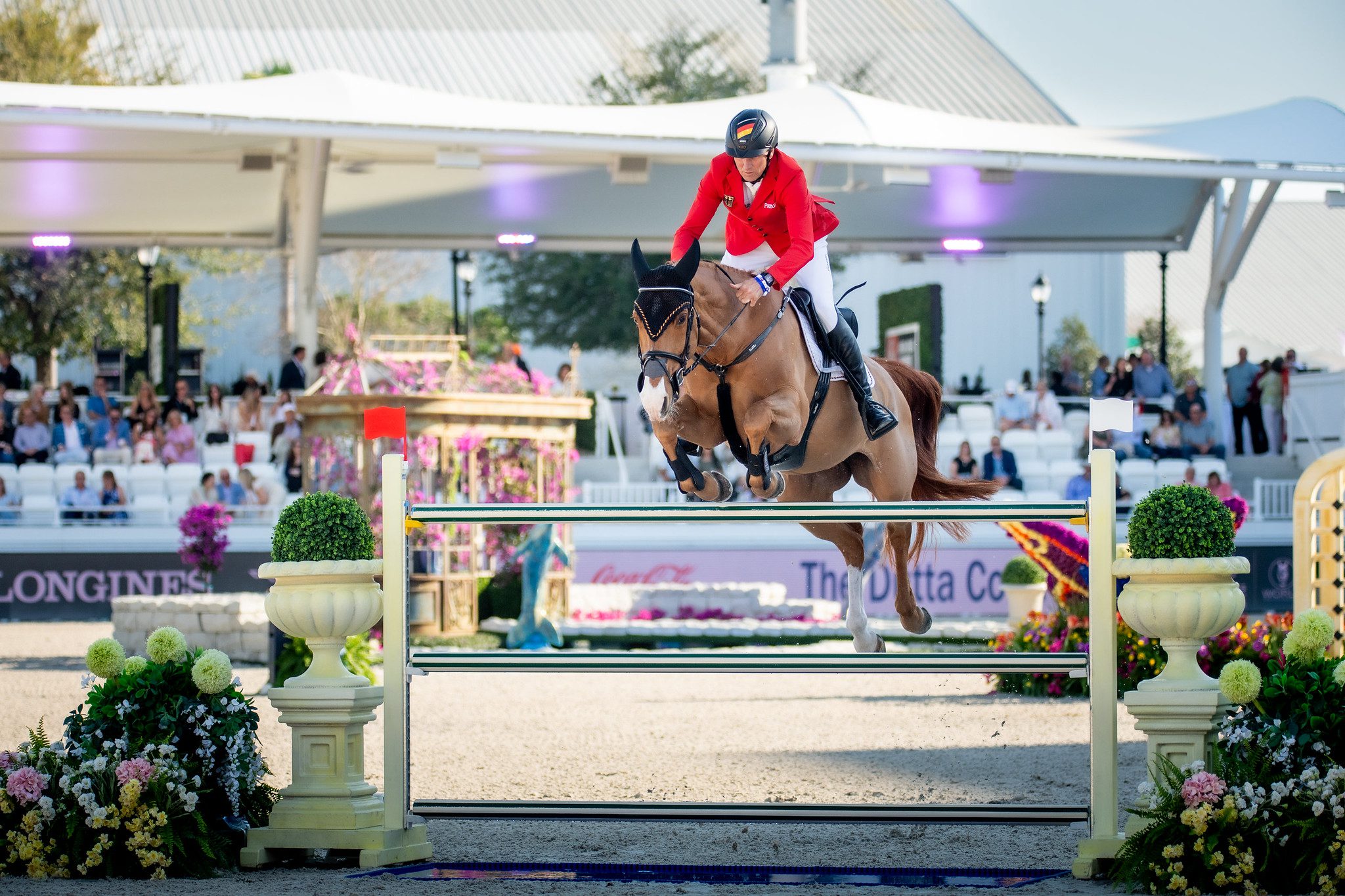 (Andre Thieme & Chakaria)